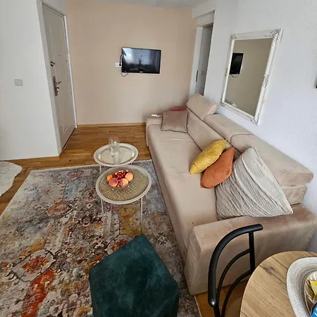 Hm Apartamento *